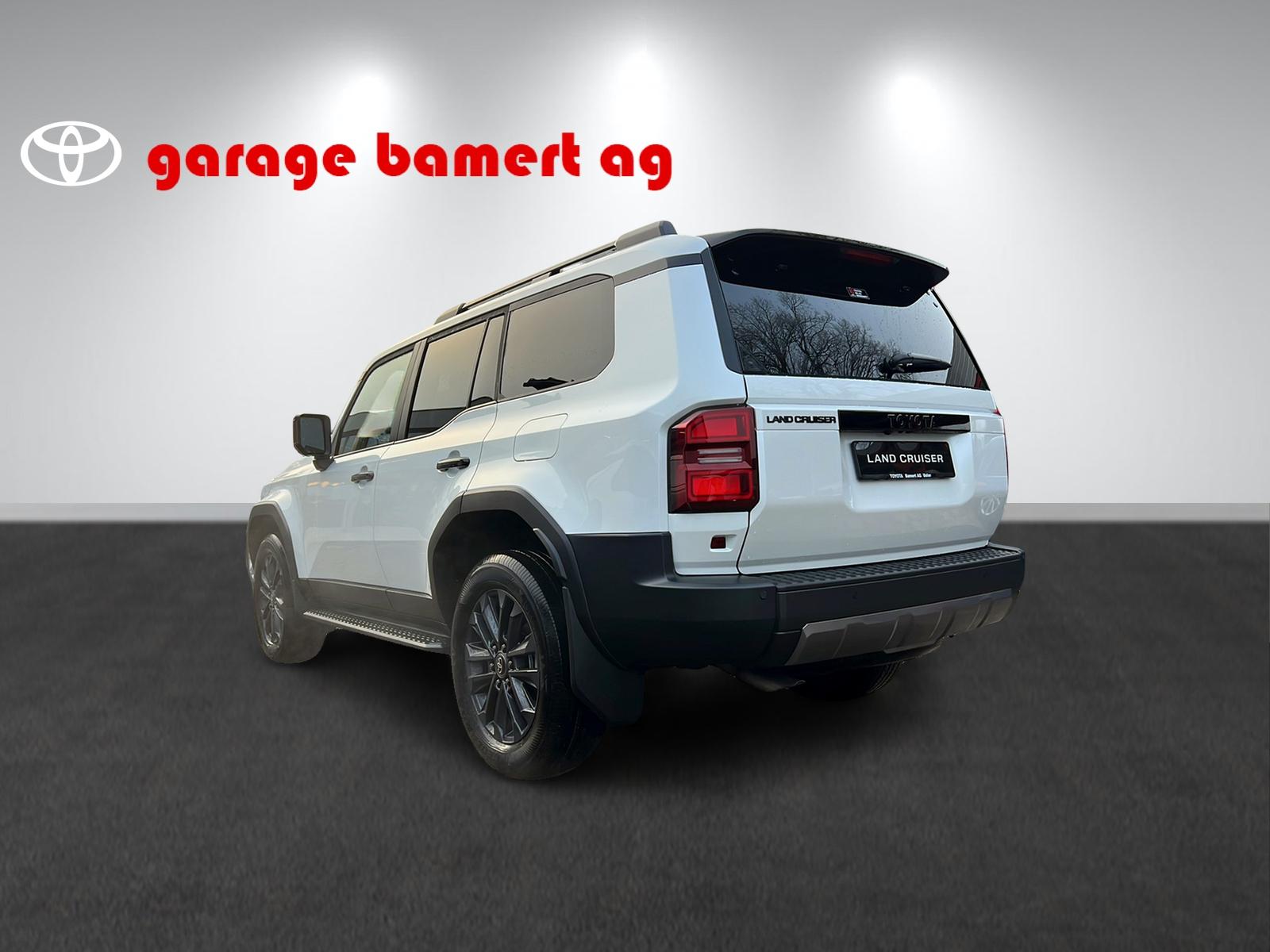 TOYOTA Land Cruiser 2.8 D 48V Invincible-image-3