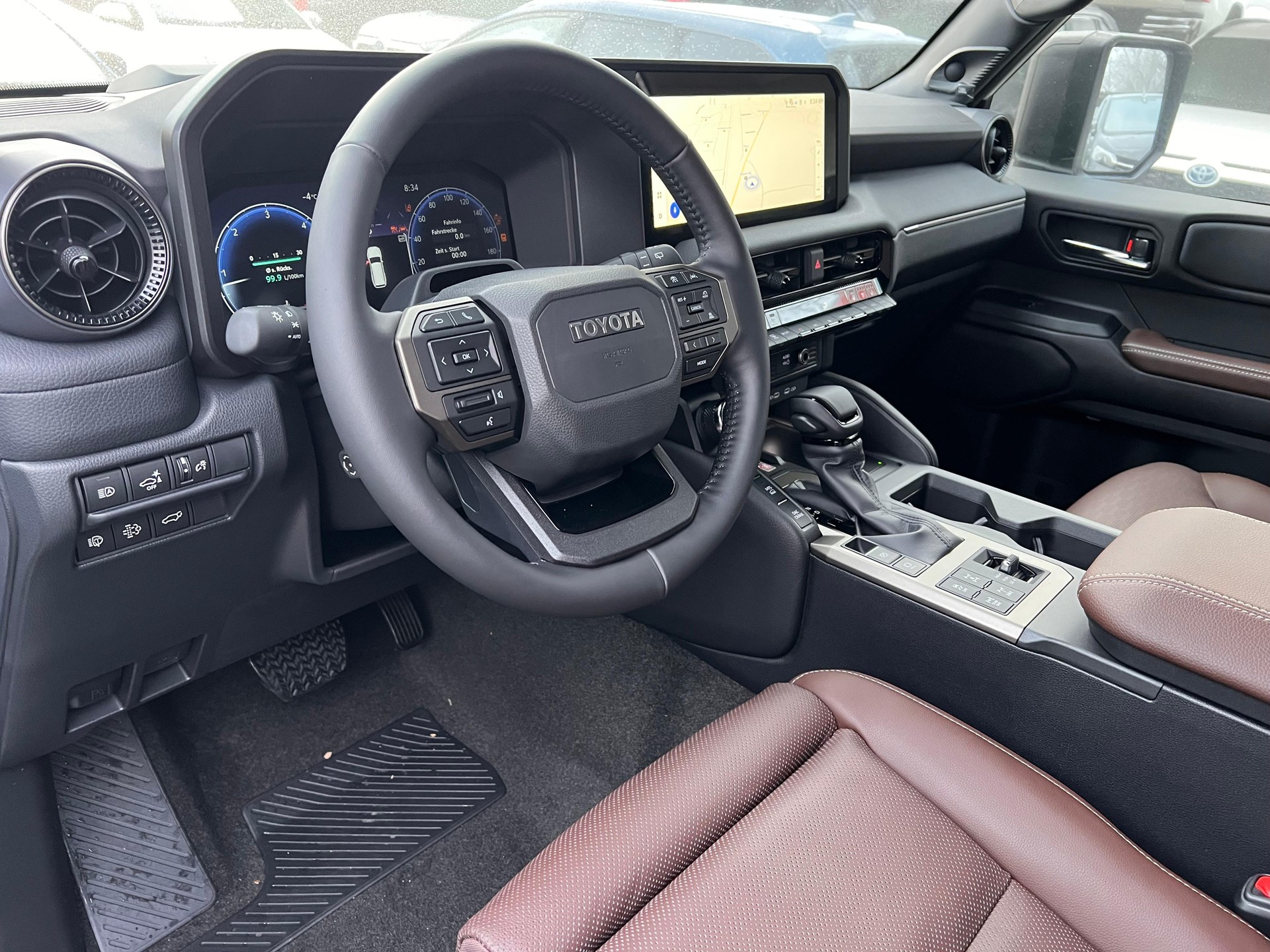 TOYOTA Land Cruiser 2.8 D 48V Invincible-image-7