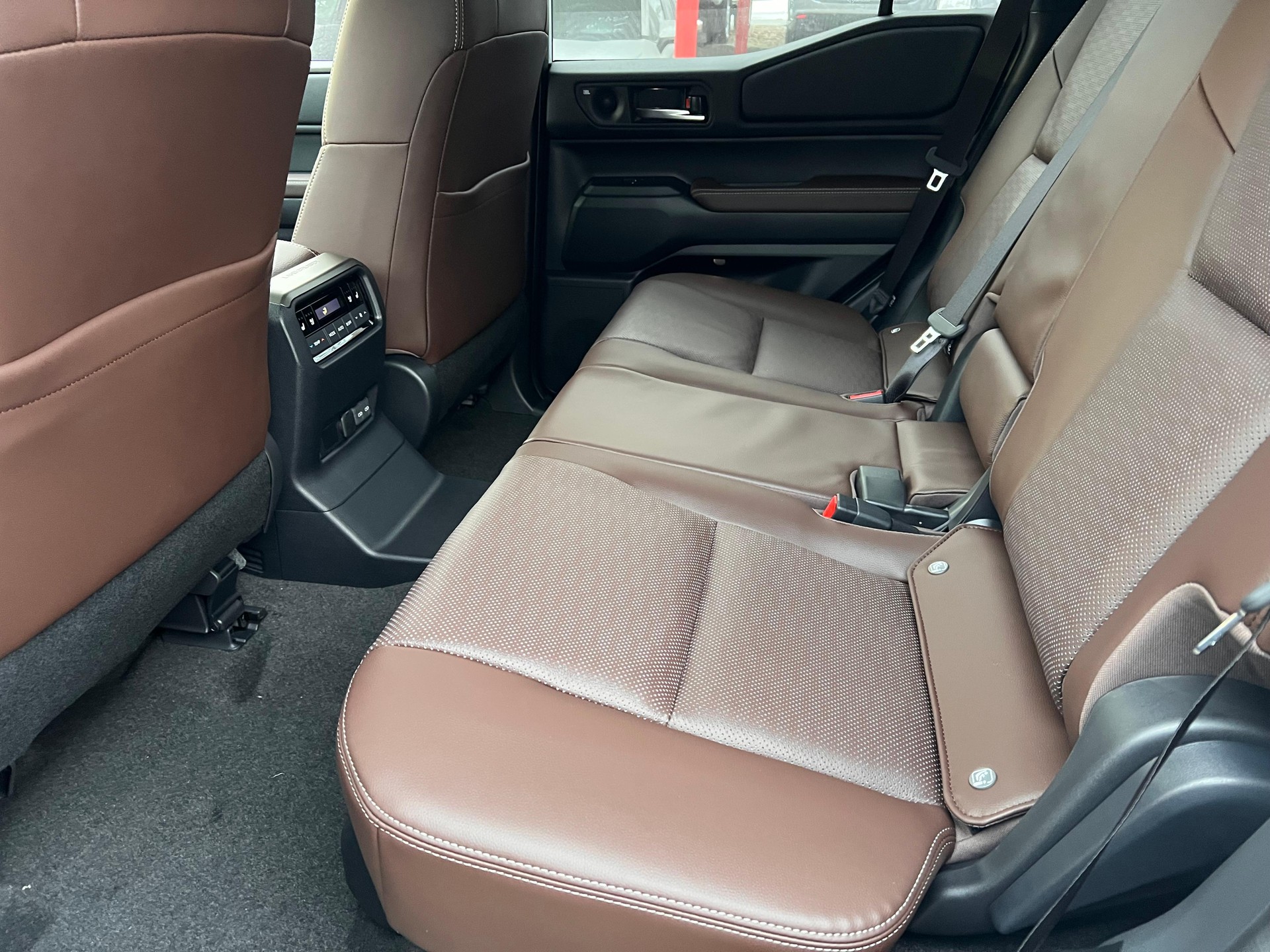 TOYOTA Land Cruiser 2.8 D 48V Invincible-image-11