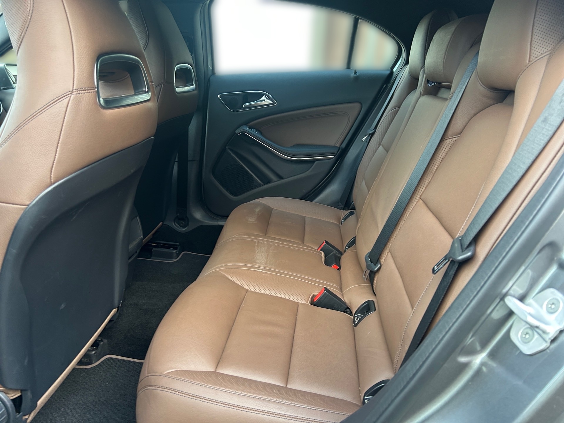 MERCEDES-BENZ A 250 Style 4Matic 7G-DCT-image-10