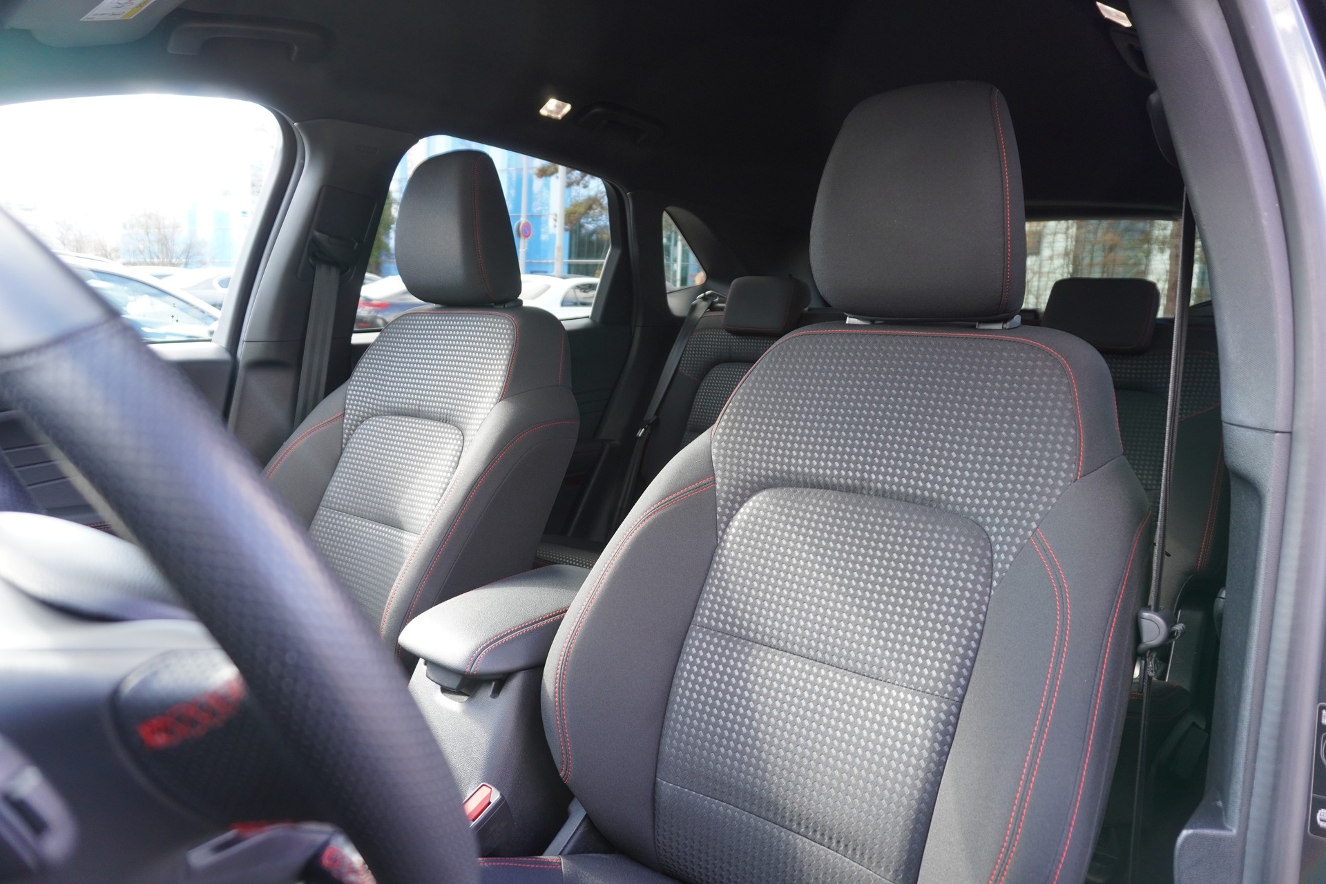 FORD Kuga 2.5 PHEV ST-Line-image-11