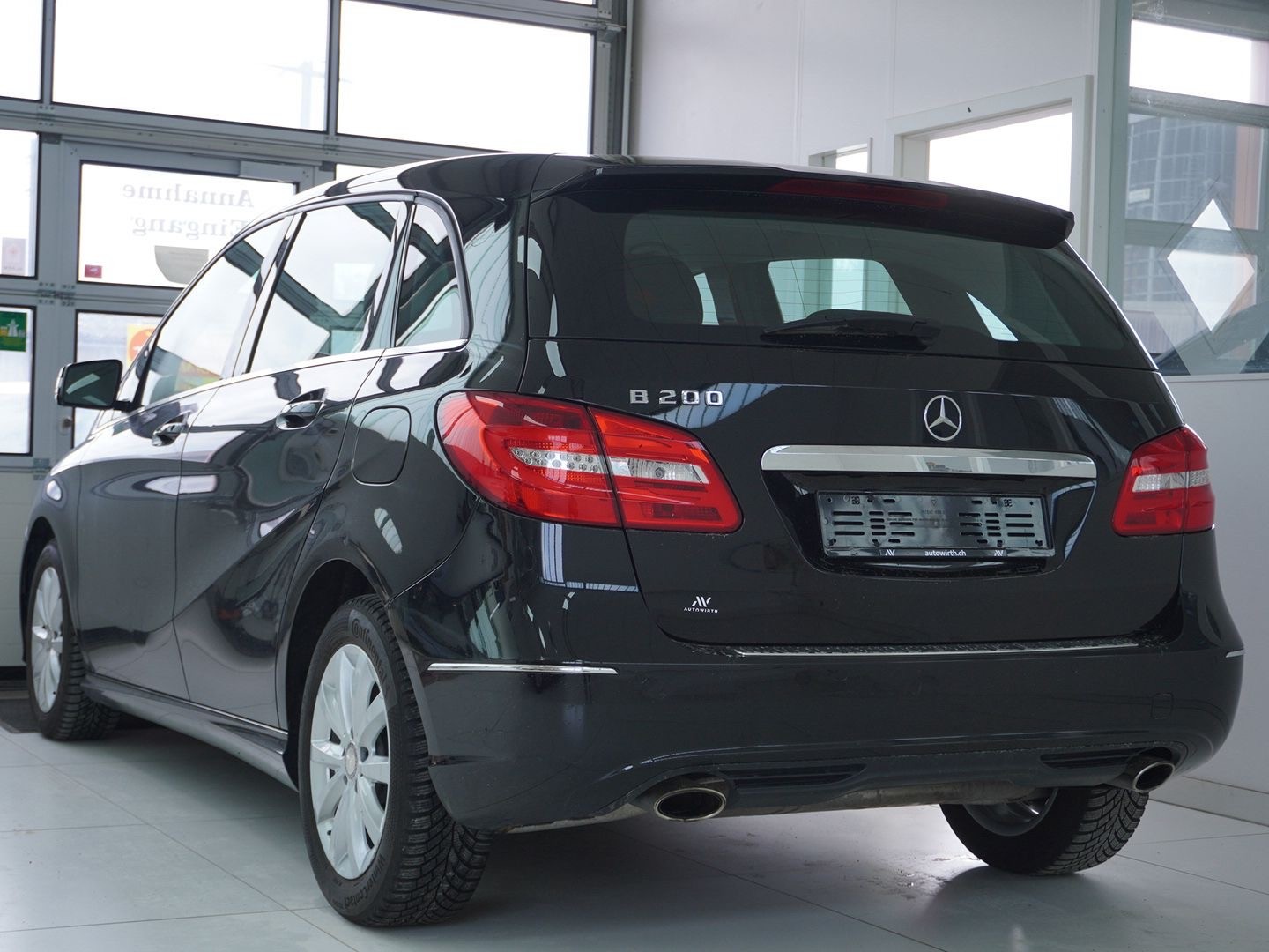 MERCEDES-BENZ B 200 7G-DCT-image-1