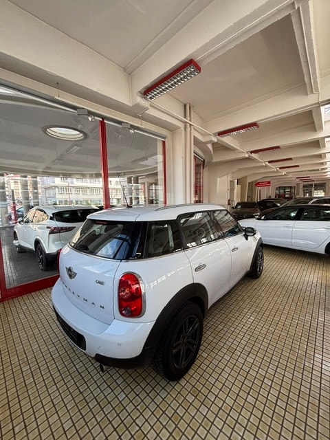 MINI Countryman One FWD-image-1