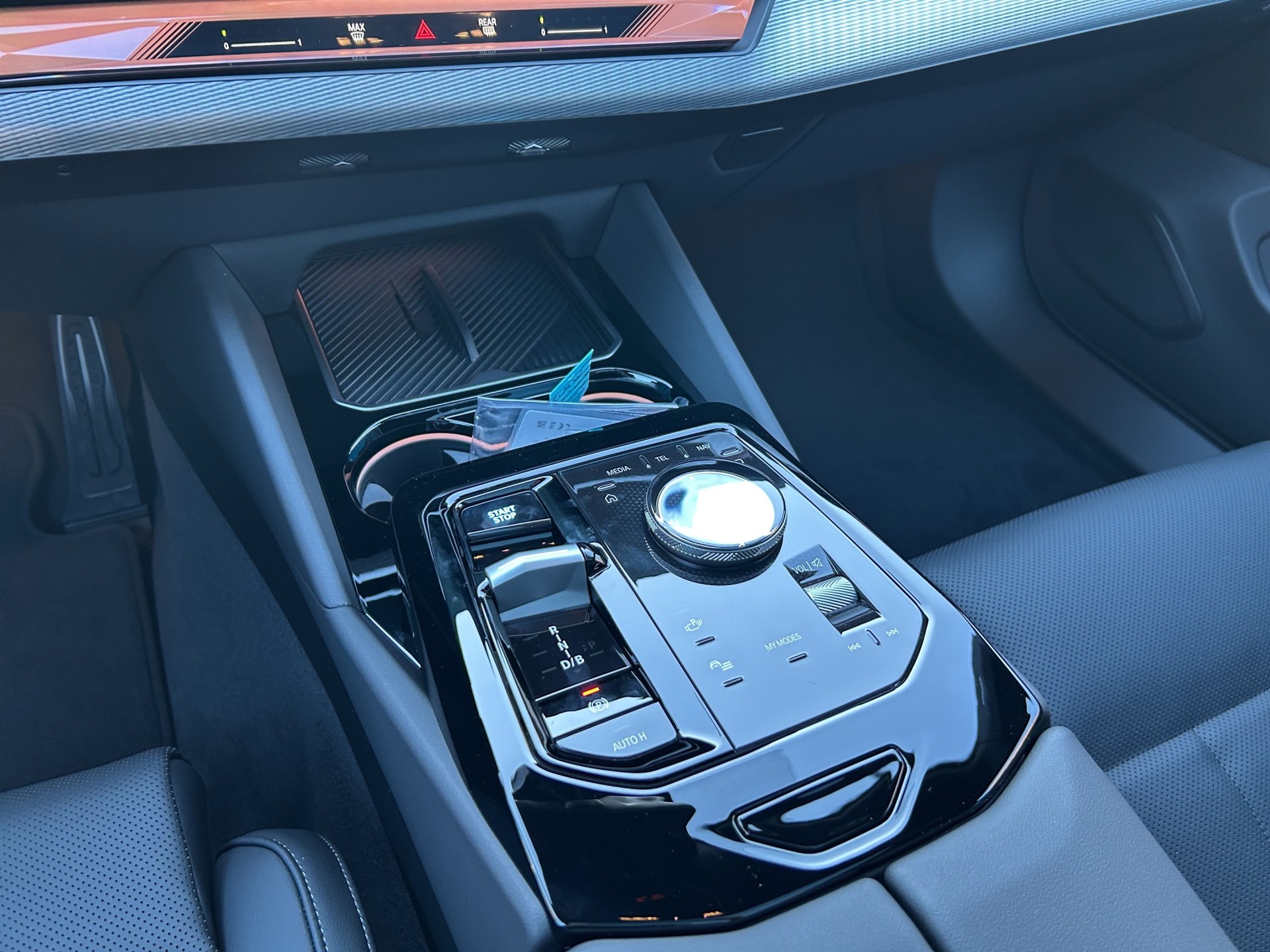 BMW i5 xDrive 40 Touring M Sport-image-15
