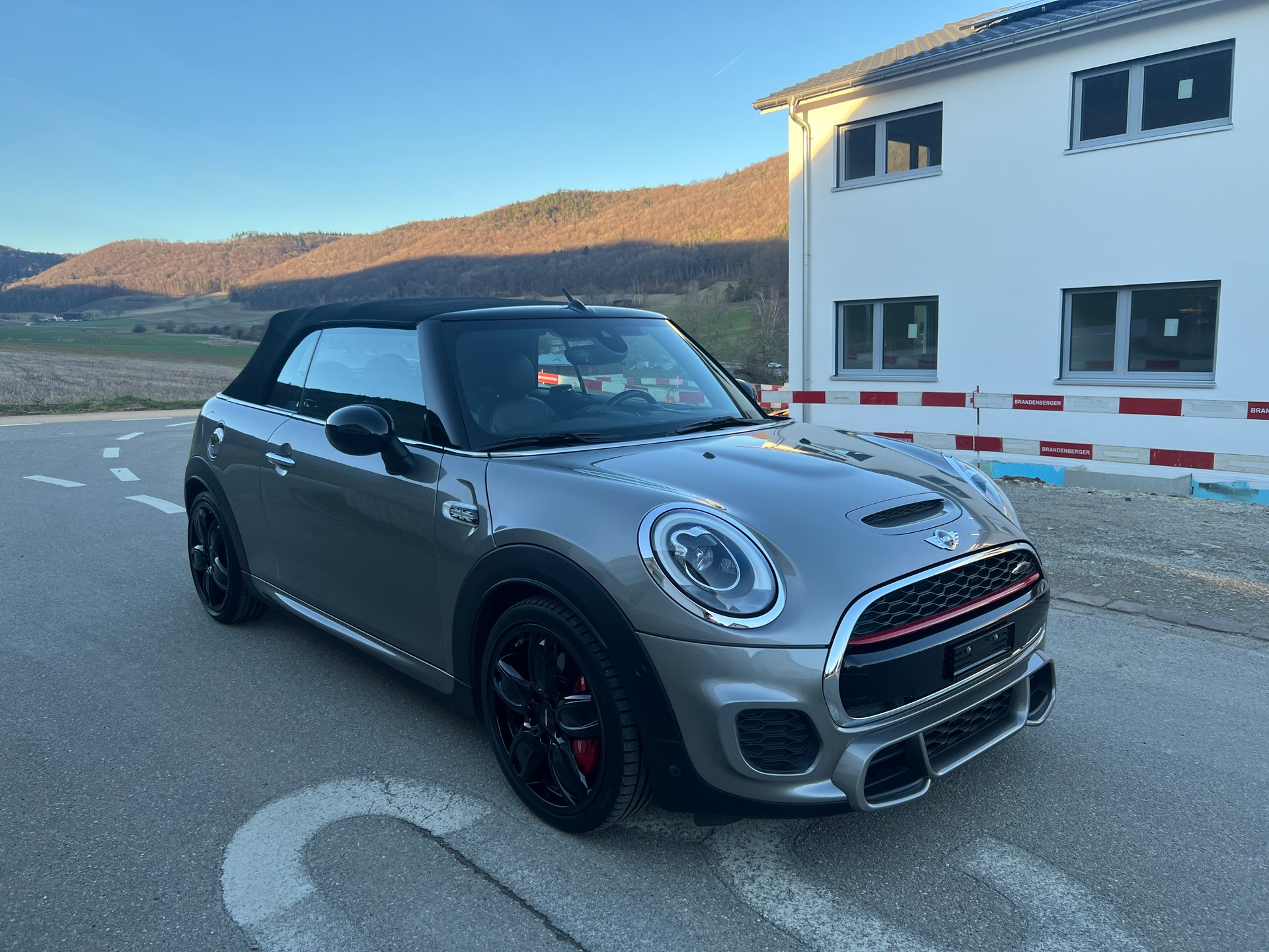 MINI Cooper John Cooper Works Cabriolet Steptronic * Leder * Vollausstattung *-image-5