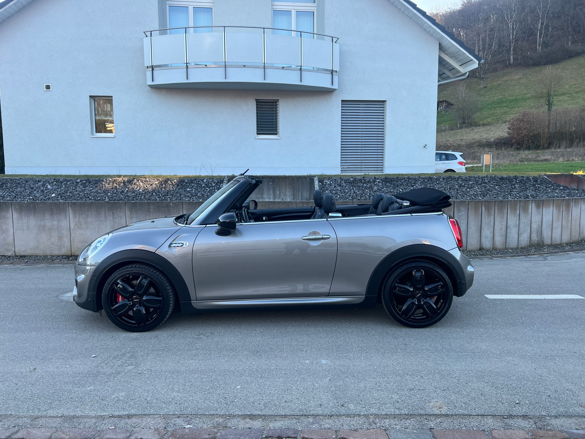 MINI Cooper John Cooper Works Cabriolet Steptronic * Leder * Vollausstattung *-image-1
