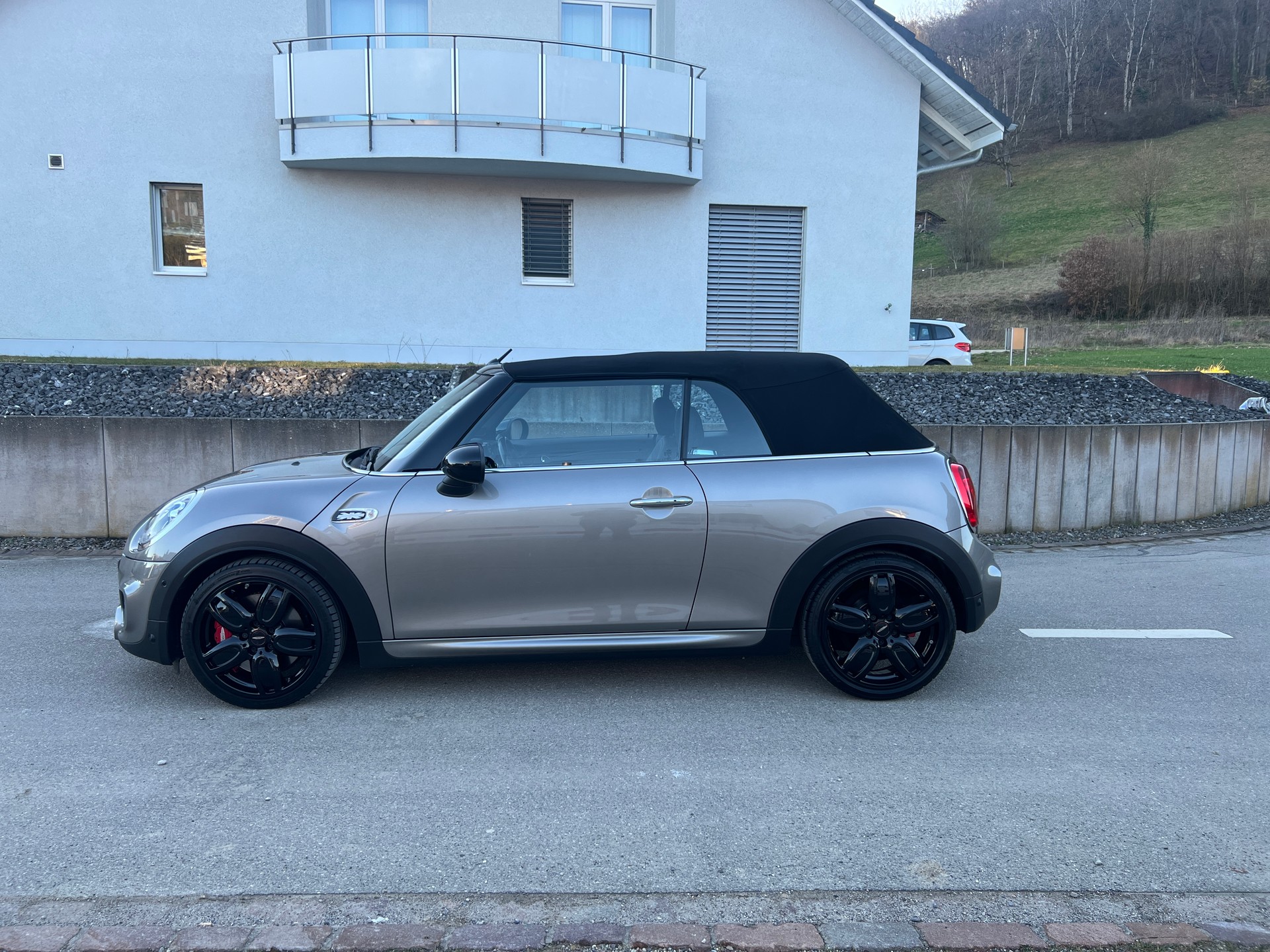 MINI Cooper John Cooper Works Cabriolet Steptronic * Leder * Vollausstattung *
