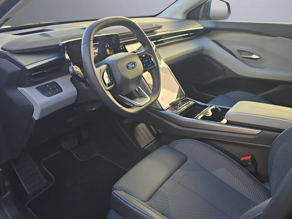 FORD Explorer Extended Range AWD-image-9