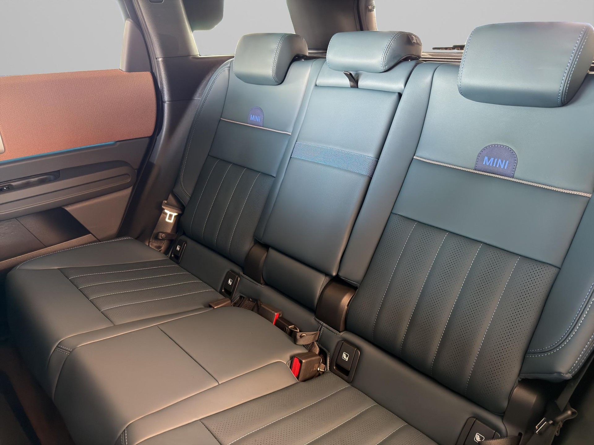 MINI Countryman E Favoured Trim-image-10