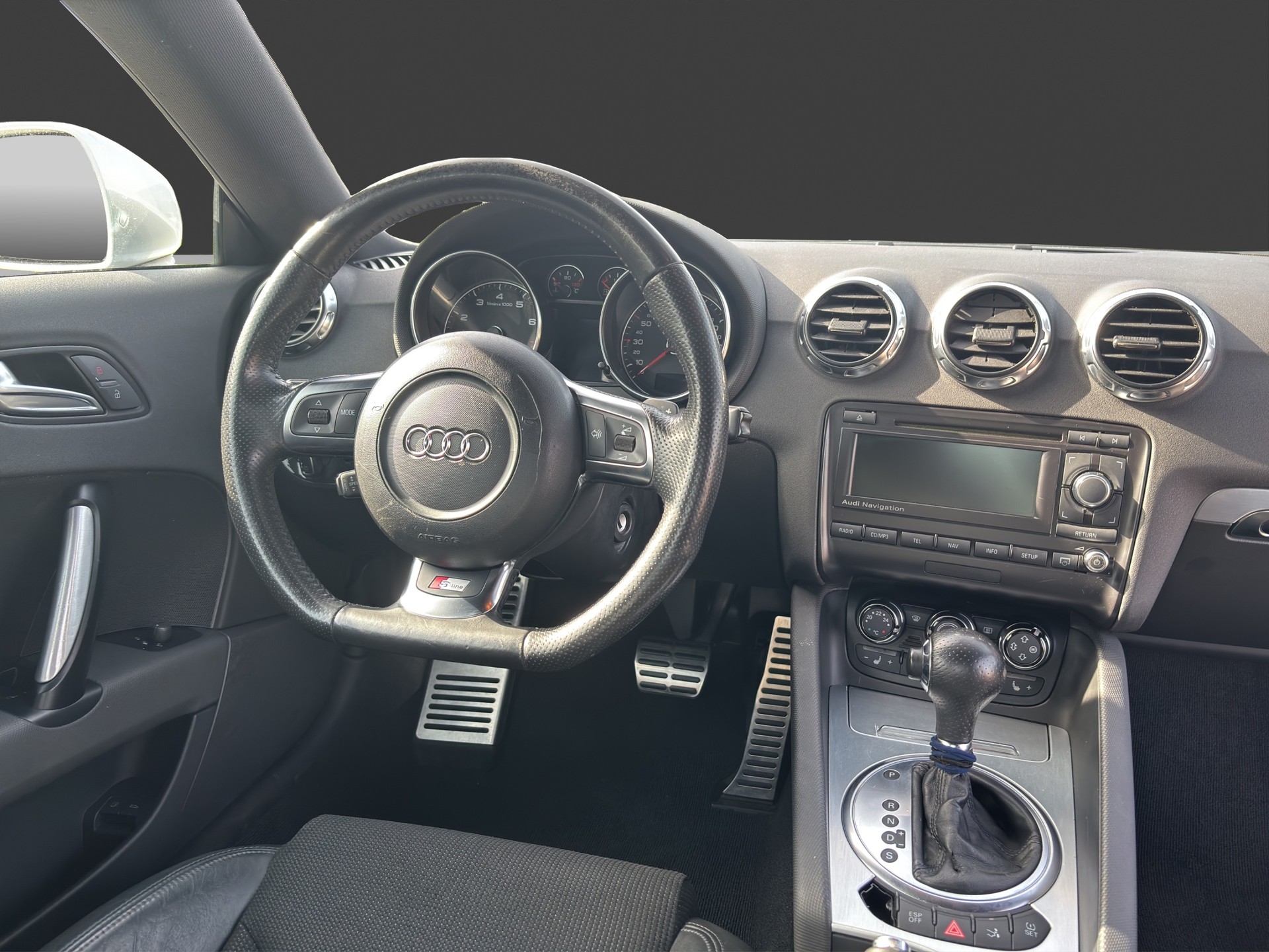 AUDI TT Coupé 2.0 TFSI-image-8