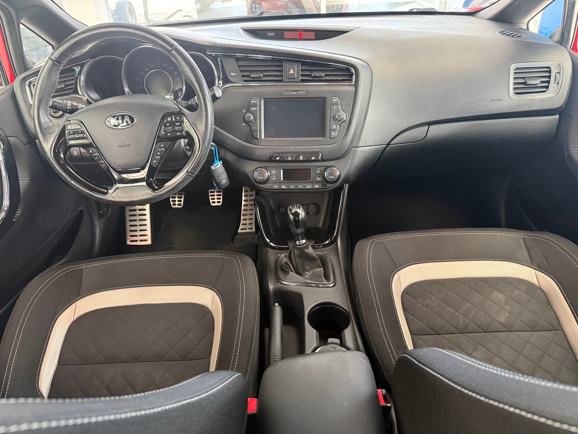 KIA Cee'd 1.0 T-GDi GT Line-image-8