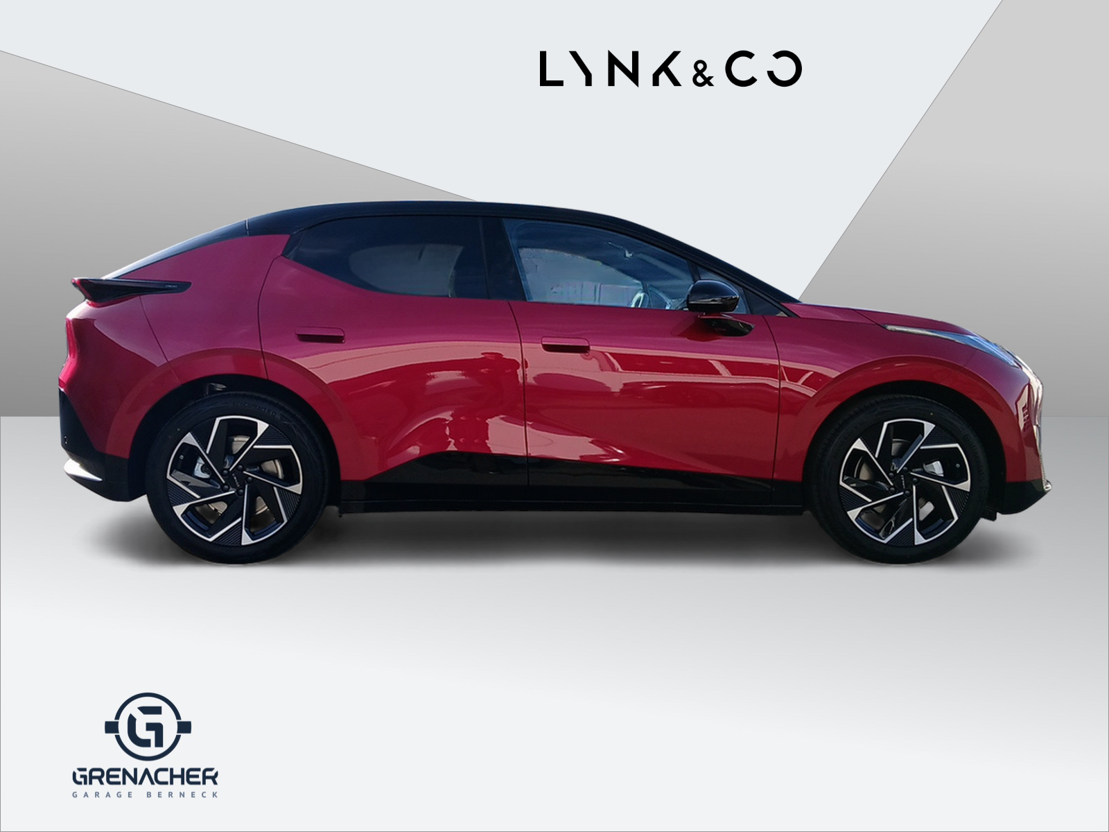 LYNK & CO 02-showroom-element-2