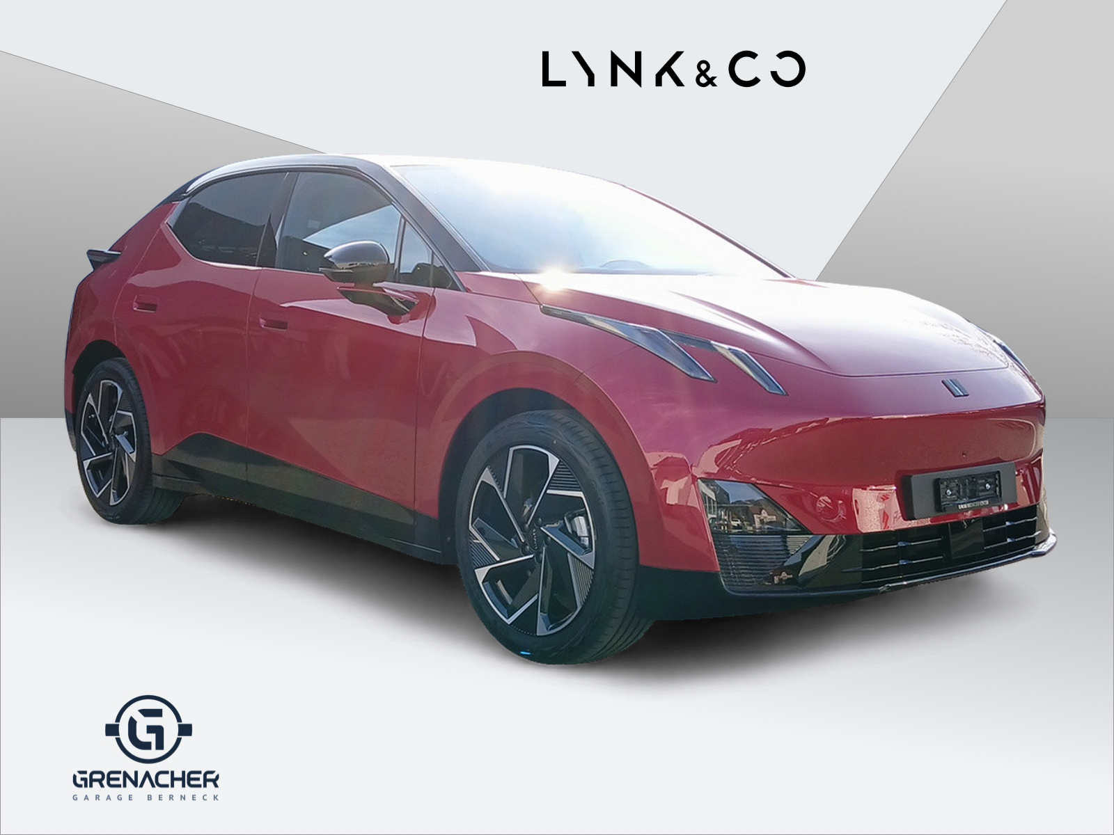 LYNK & CO 02-showroom-element-3
