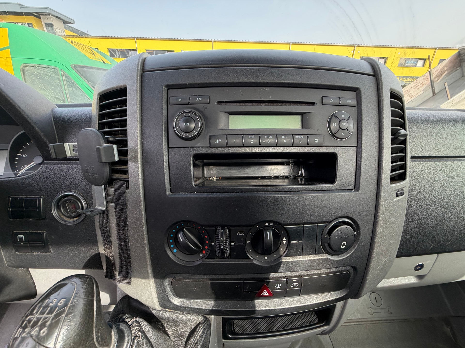 MERCEDES-BENZ Sprinter 516 CDI Standard-image-11