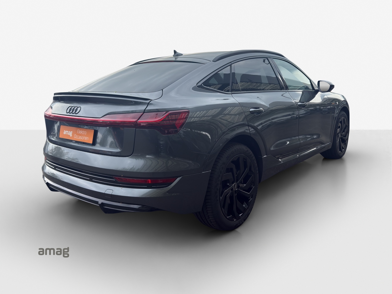 AUDI e-tron 55 Sportback S Line Black Edition quattro-image-5
