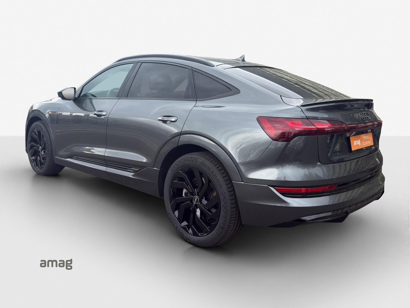 AUDI e-tron 55 Sportback S Line Black Edition quattro-image-2