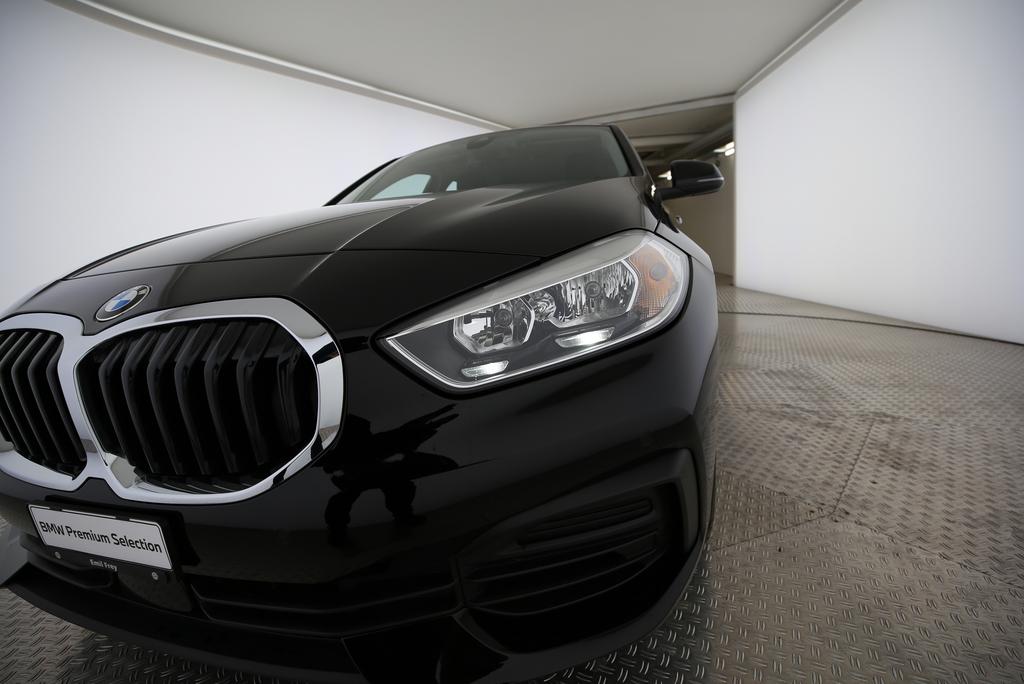 BMW 118i-image-17