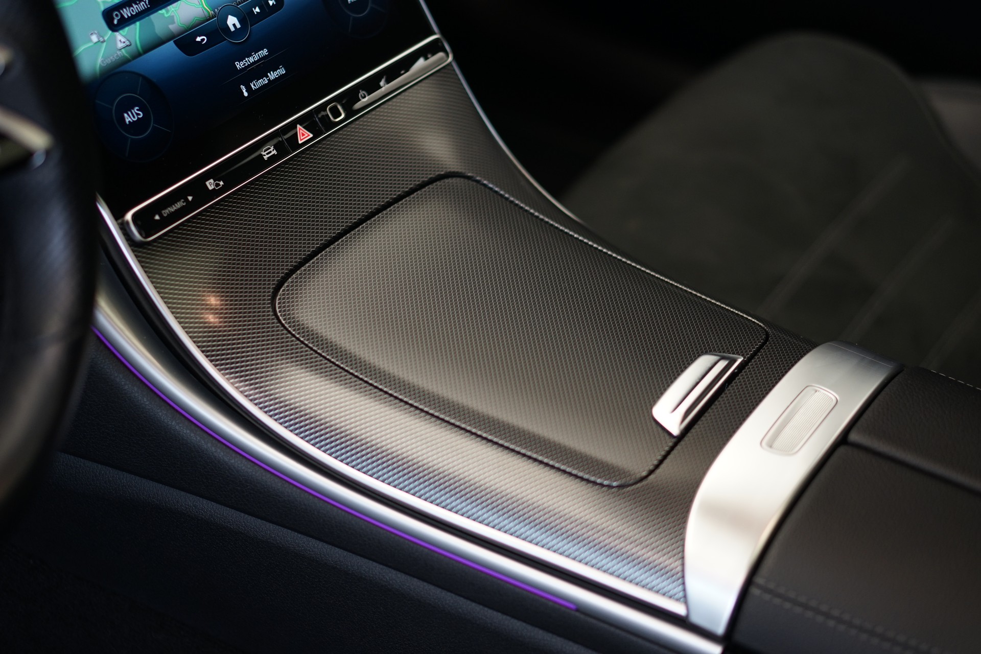 MERCEDES-BENZ C 220 d T 4Matic AMG Line *CH-Fahrzeug* *AHK*-image-22