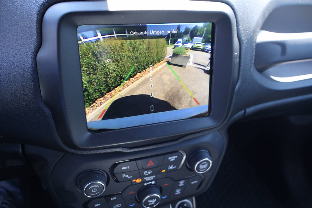 JEEP Renegade 1.3 Turbo S AWD-image-9