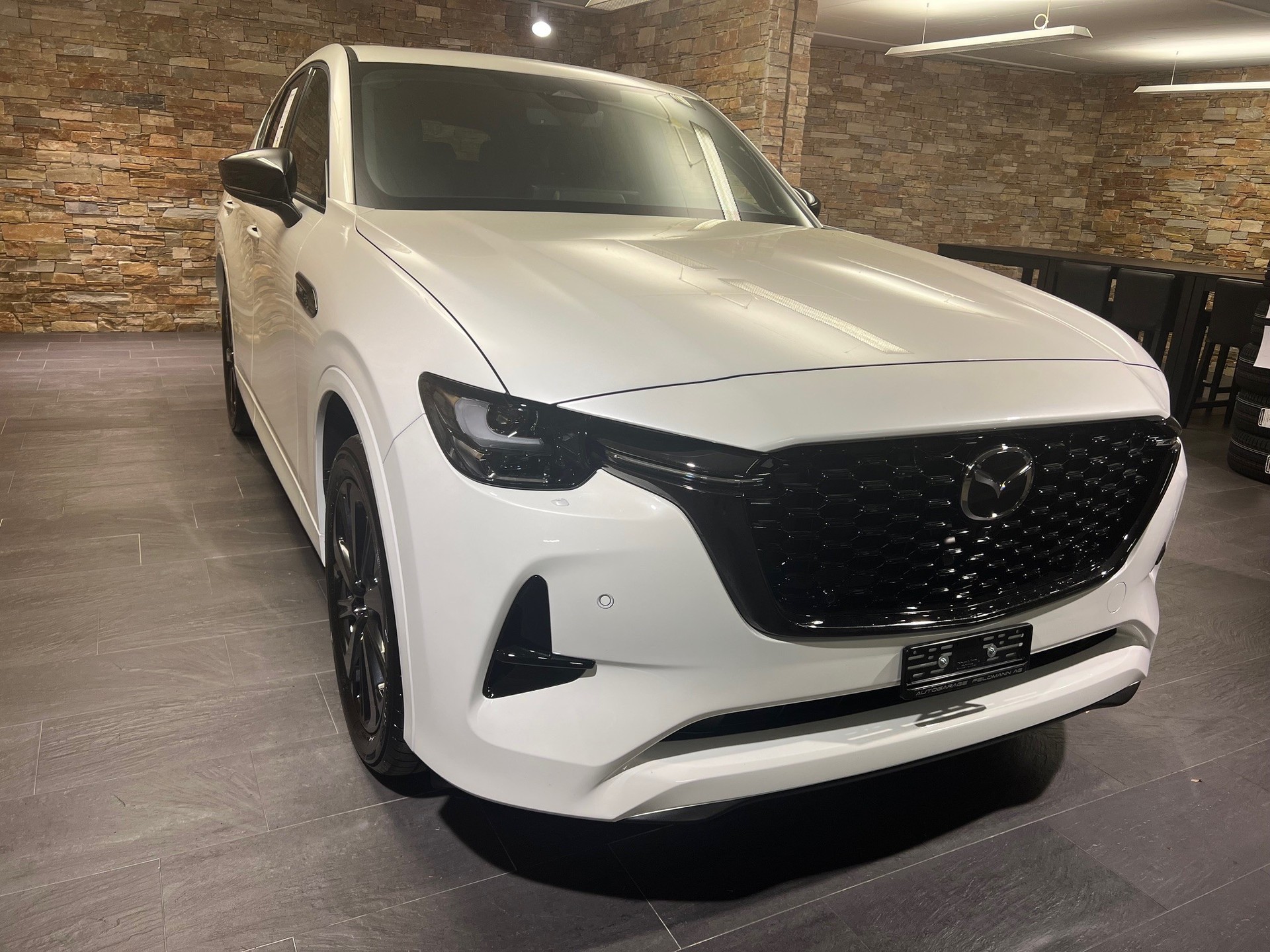 MAZDA CX-60 e-Skyactiv PHEV 327 AWD Homura Plus-image-8