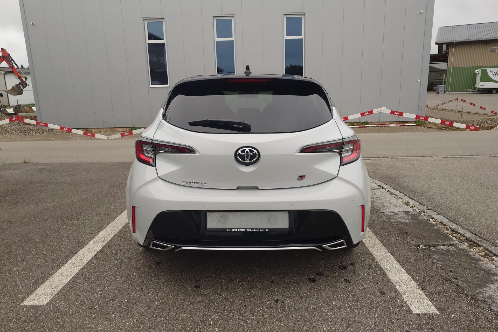 TOYOTA Corolla 2.0 HSD GR-S-image-5