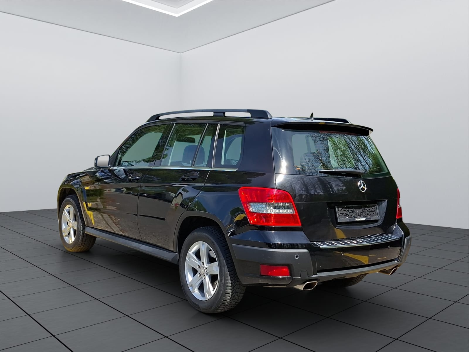 MERCEDES-BENZ GLK 350 4Matic 7G-Tronic-image-4