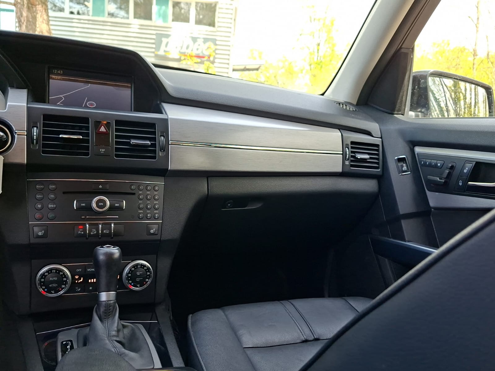 MERCEDES-BENZ GLK 350 4Matic 7G-Tronic-image-14