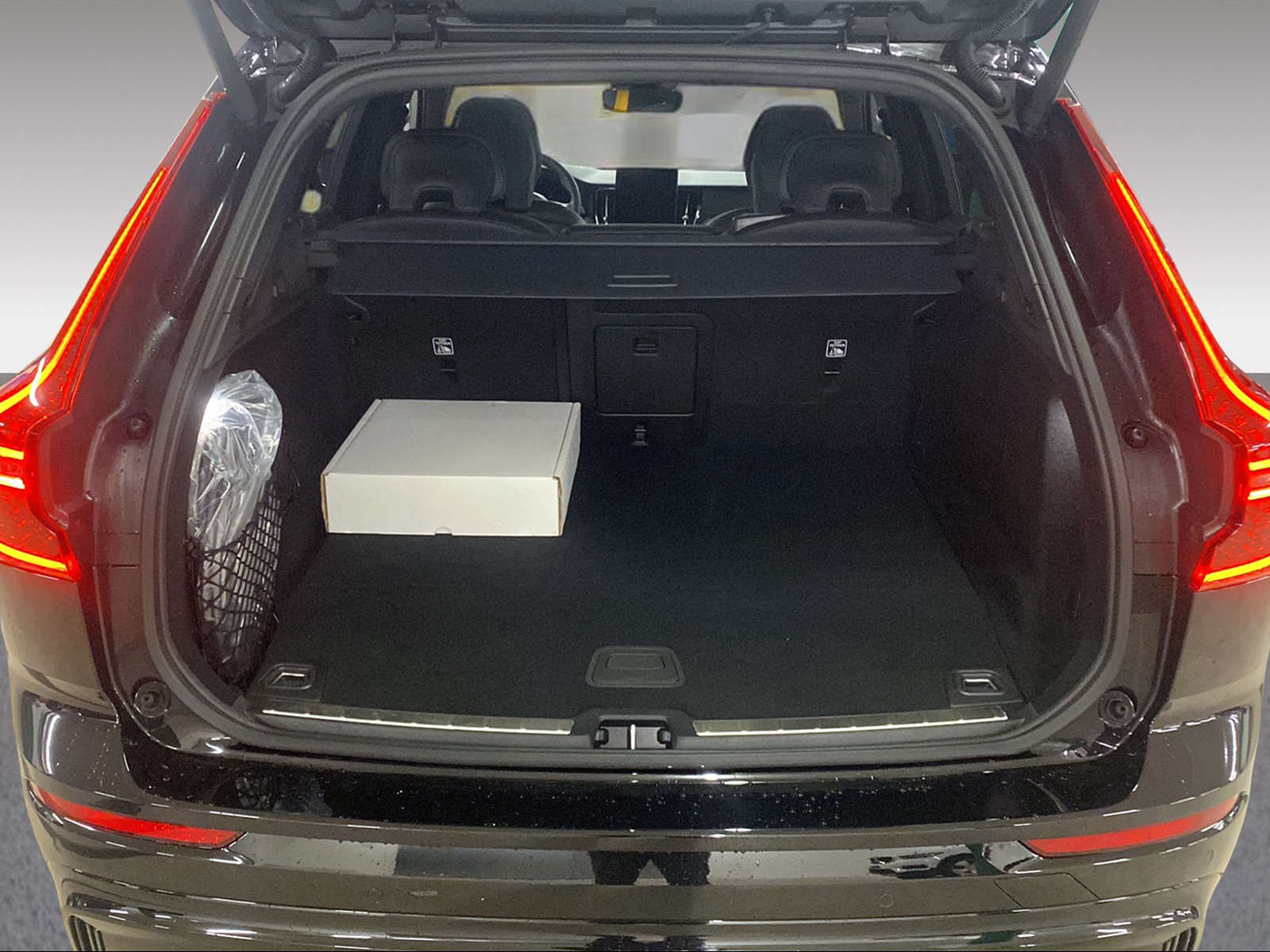 VOLVO XC60 2.0 T8 TE Polestar eAWD-image-15