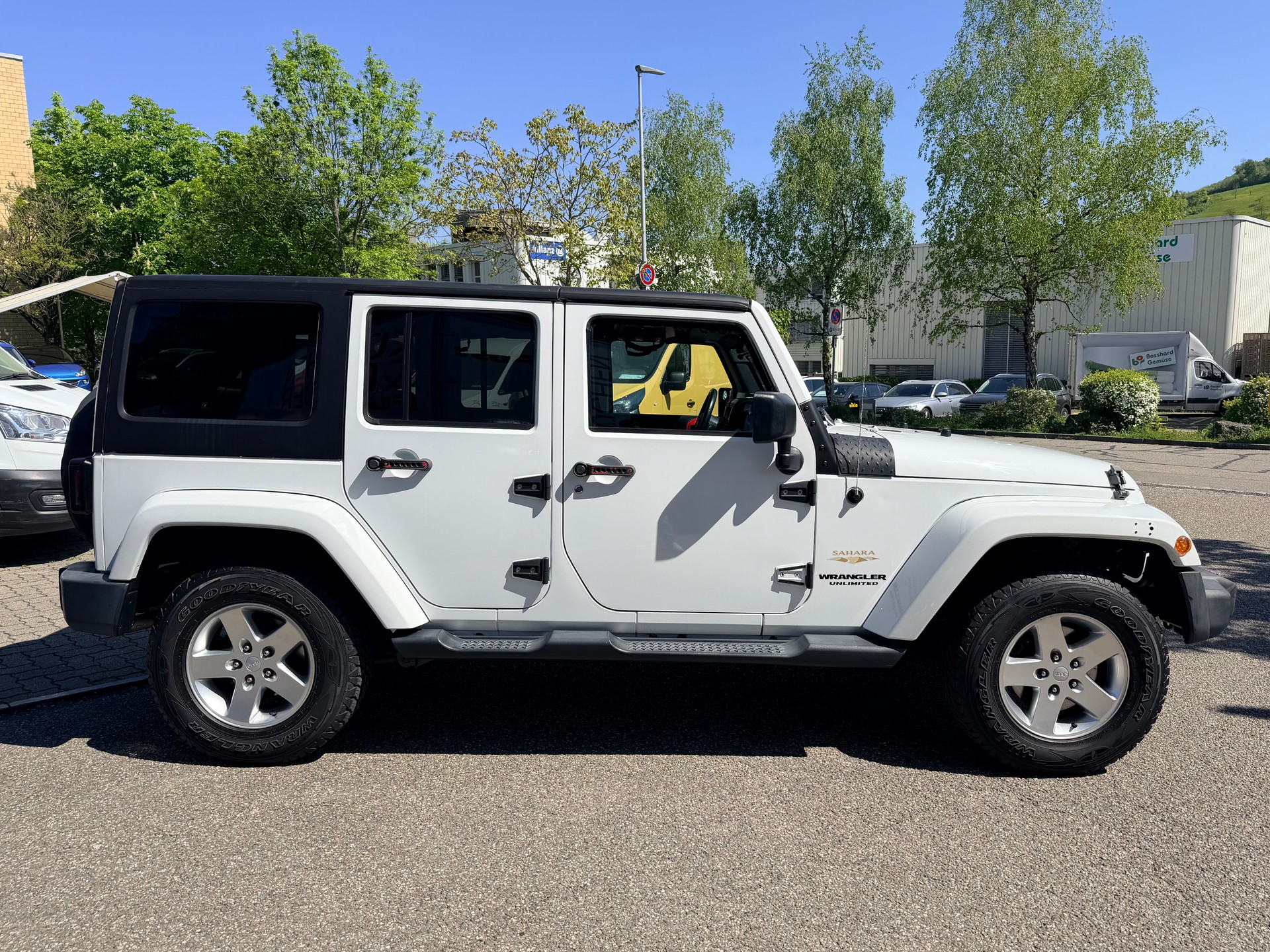 JEEP Wrangler 3.6 Sahara Automatic hardtop-image-1