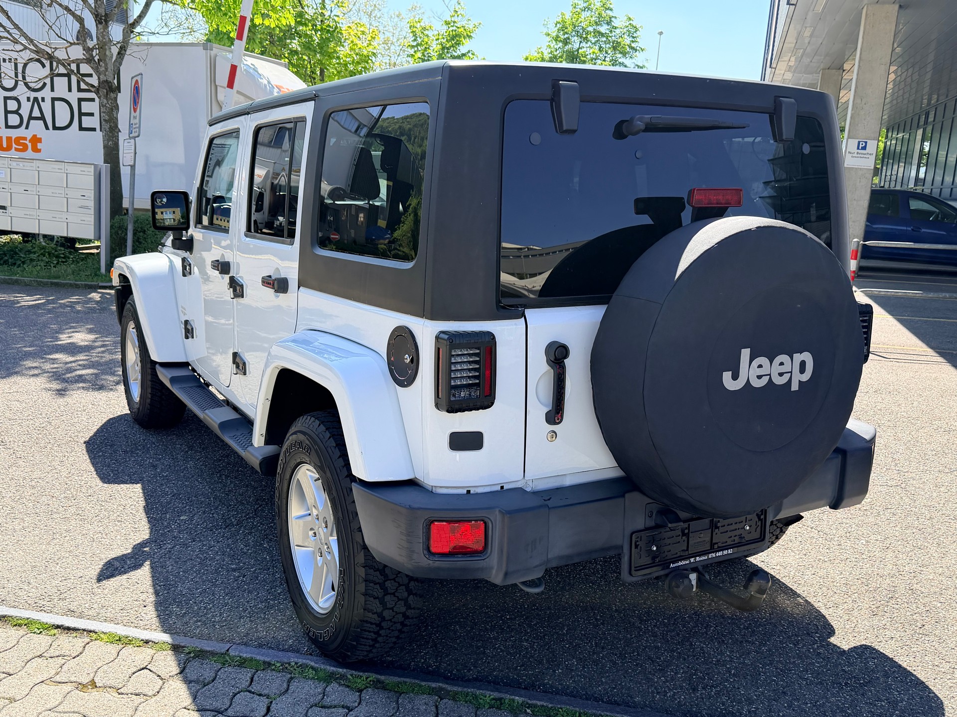 JEEP Wrangler 3.6 Sahara Automatic hardtop-image-4