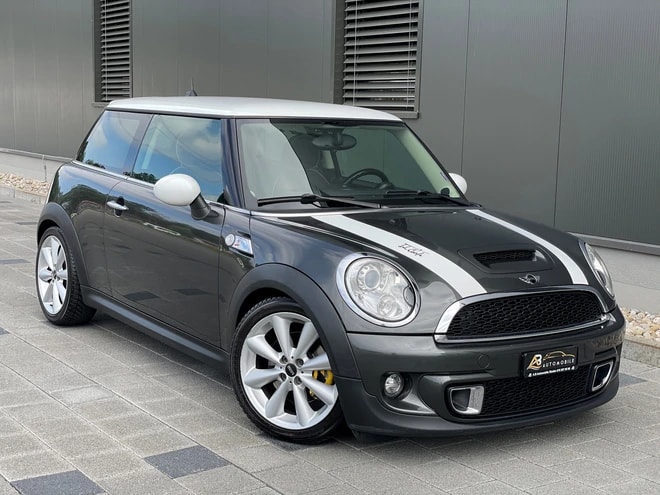 MINI Cooper S Steptronic-image-1