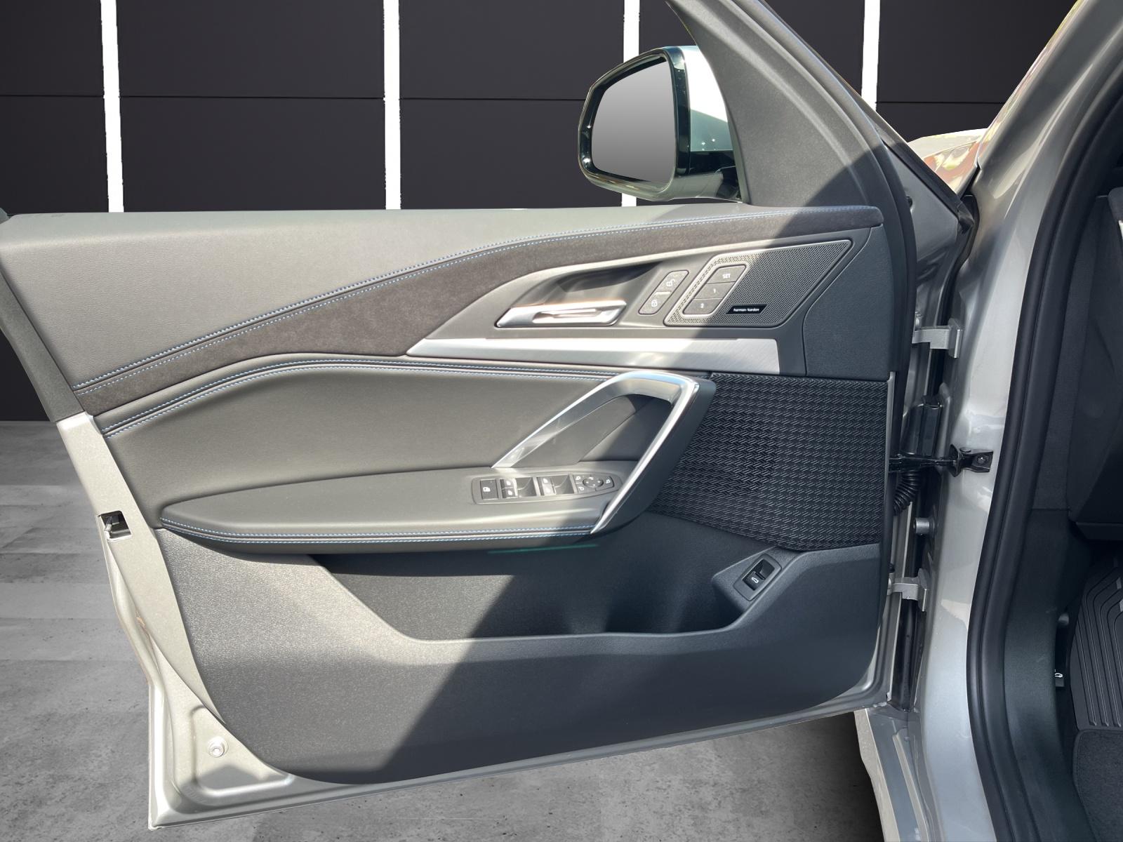 BMW X1 23d xDrive paddles-image-7