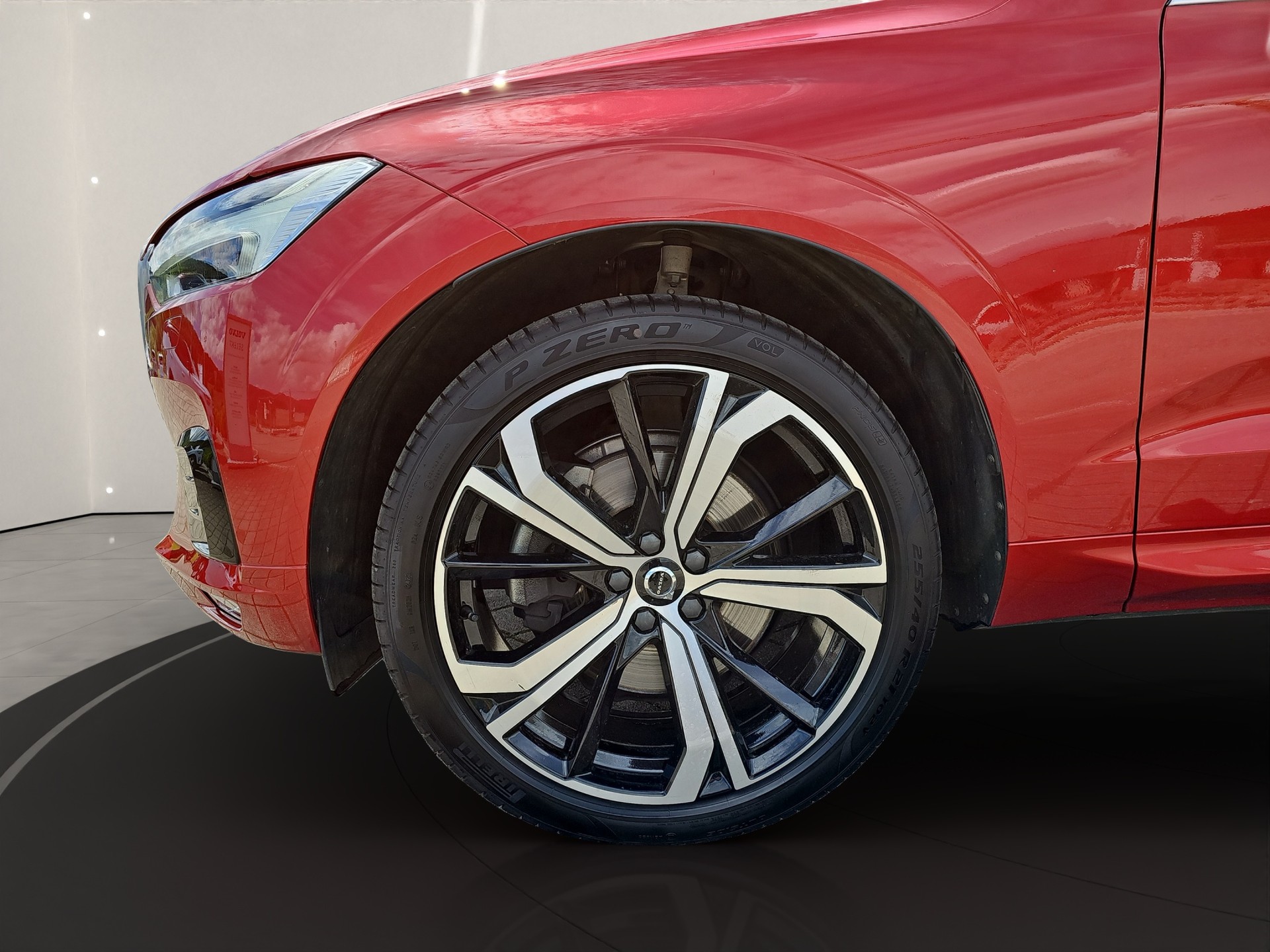 VOLVO XC60 2.0 D5 R-Design AWD-image-4