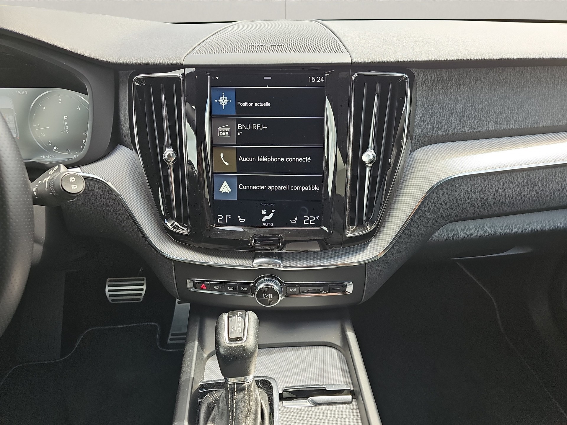 VOLVO XC60 2.0 D5 R-Design AWD-image-10
