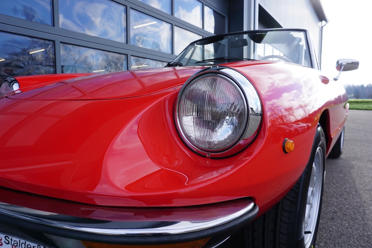 ALFA ROMEO 2000 Spider Veloce-image-8