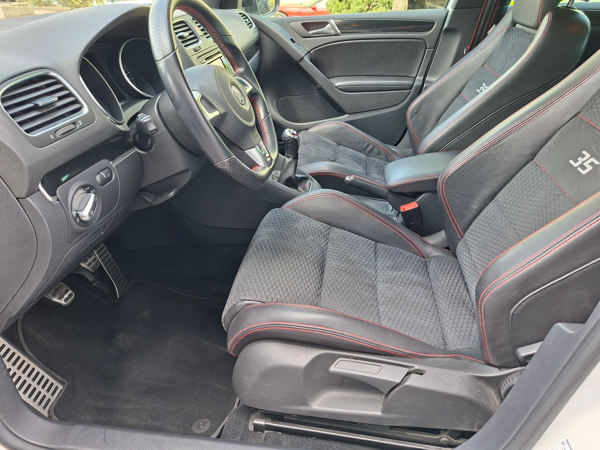 VW GOLF TSI GTI Edition 35-image-6
