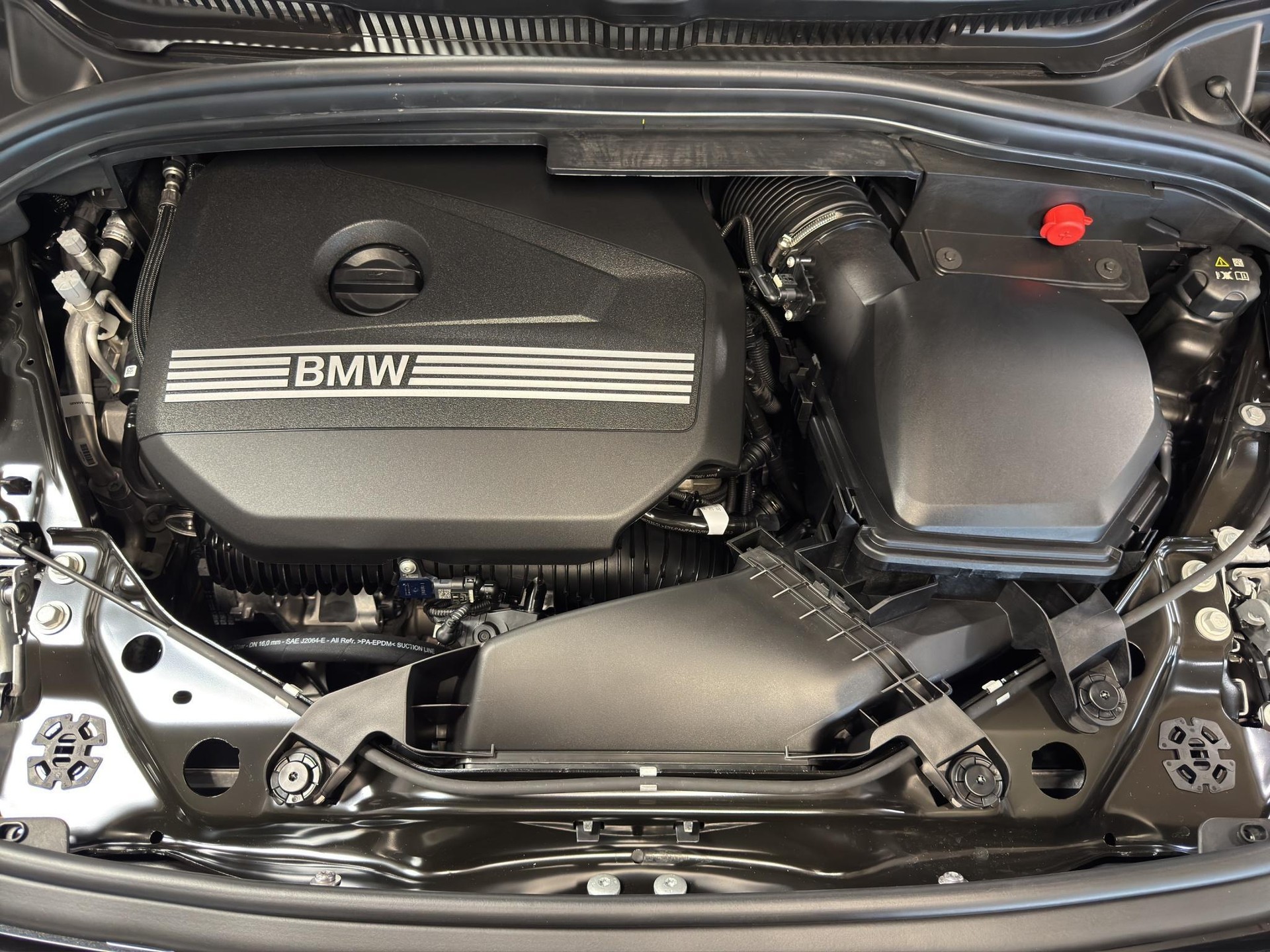 BMW 223i xDrive Active Tourer-image-21