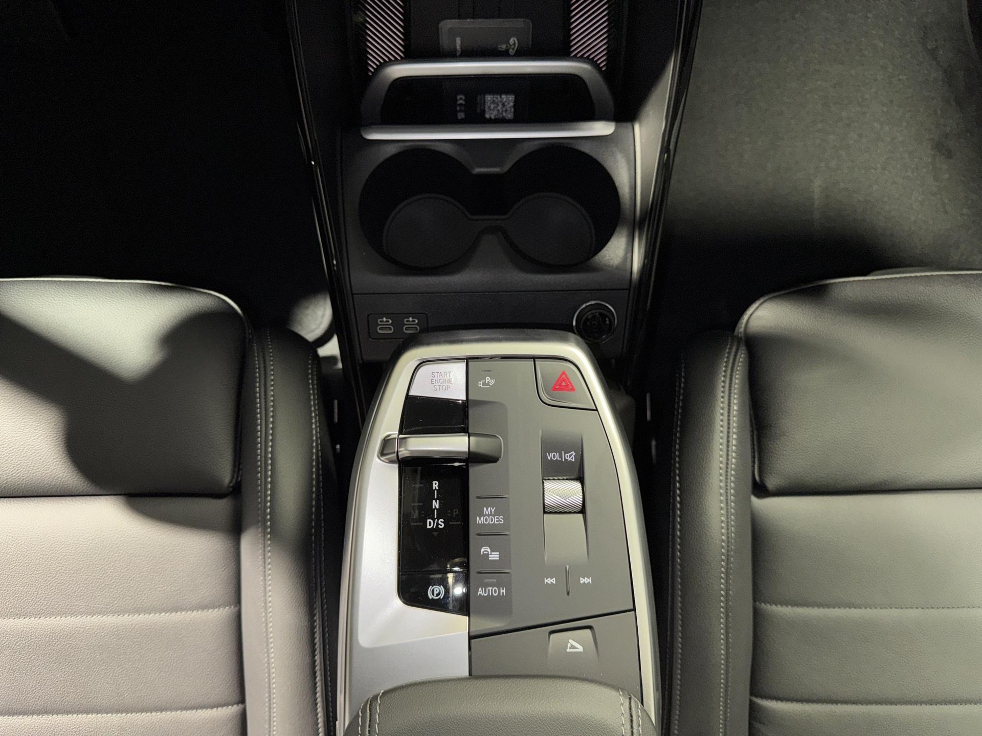 BMW 223i xDrive Active Tourer-image-10