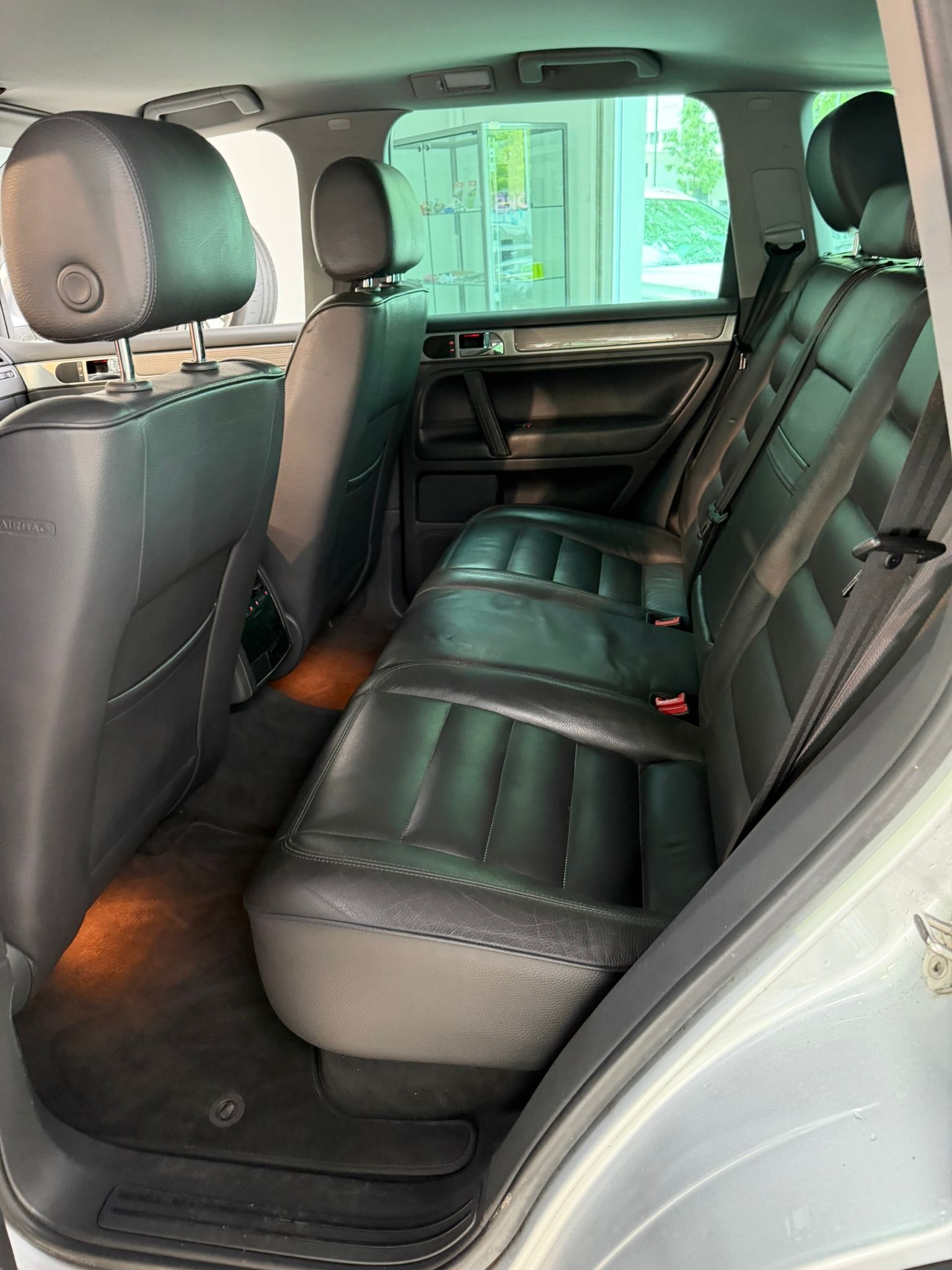VW Touareg 3.0 TDI-image-25