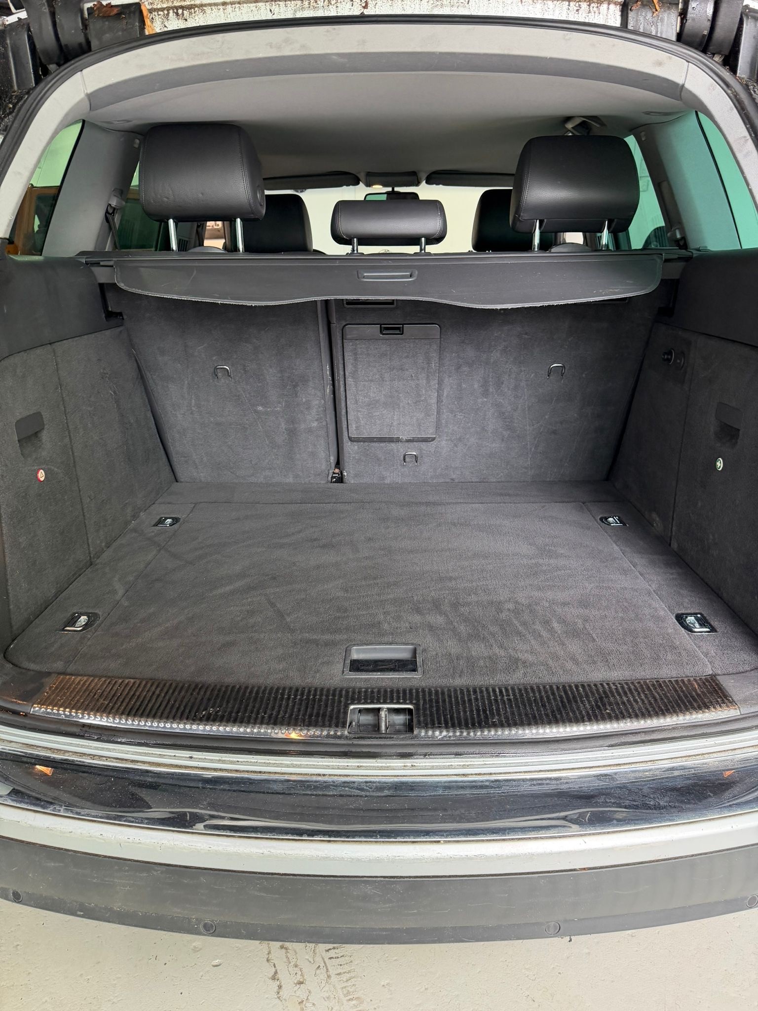 VW Touareg 3.0 TDI-image-7