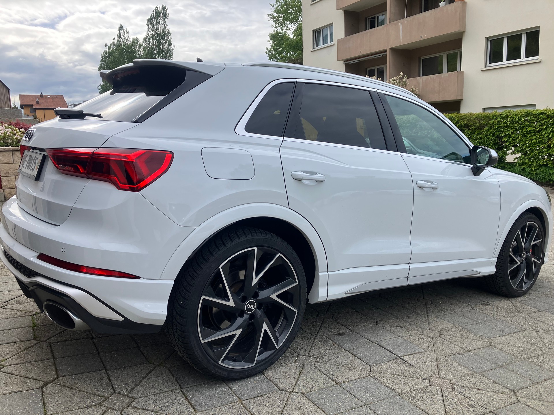 AUDI 2.5 TFSI quattro S-Tronic-image-5