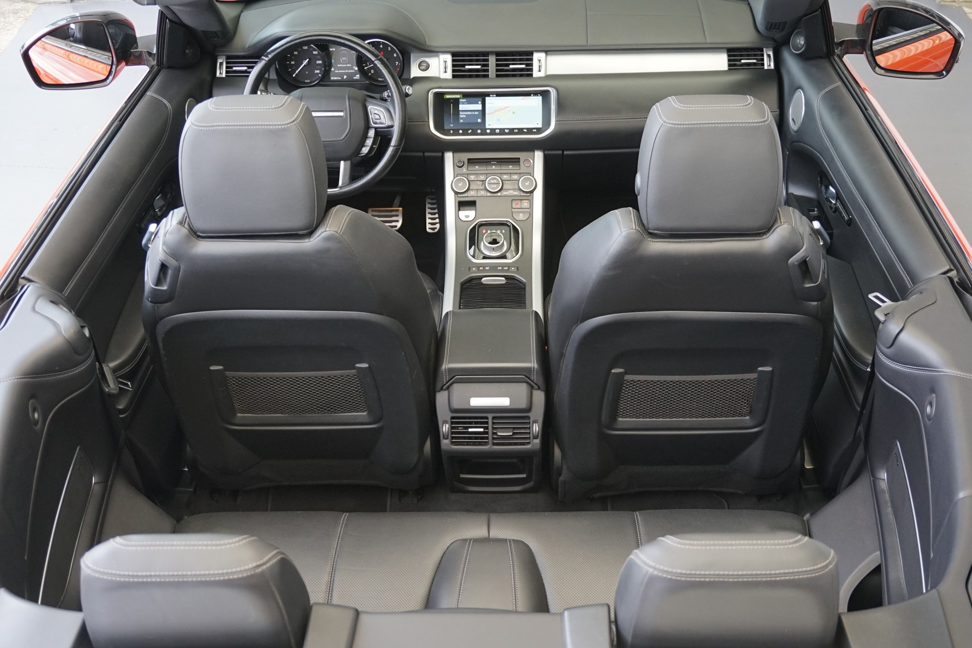 LAND ROVER Evoque 2.0Si4 HSE Dynamic Convertible 241 PS "Benziner"-image-18