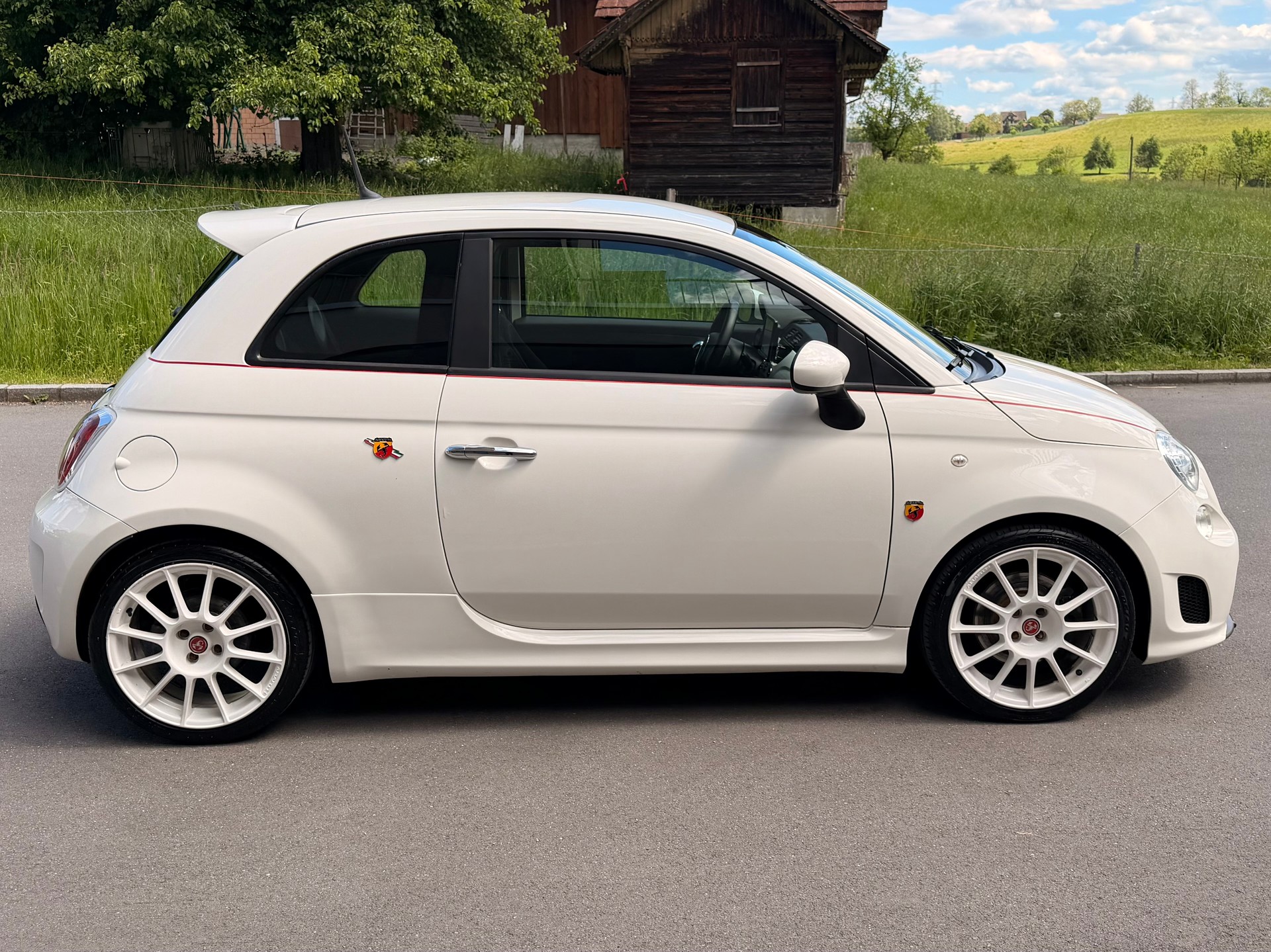 FIAT 500 1.4 16V Turbo Abarth-image-1