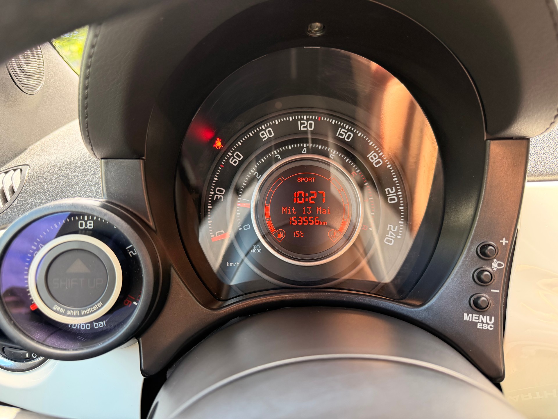 FIAT 500 1.4 16V Turbo Abarth-image-9