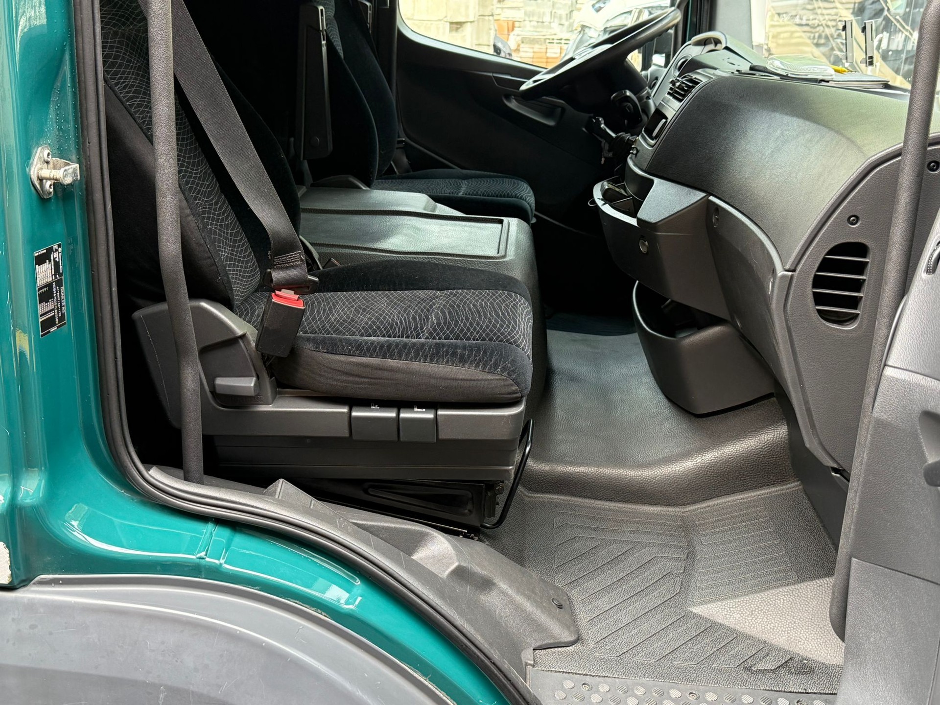 MERCEDES-BENZ Atego 1223-image-8