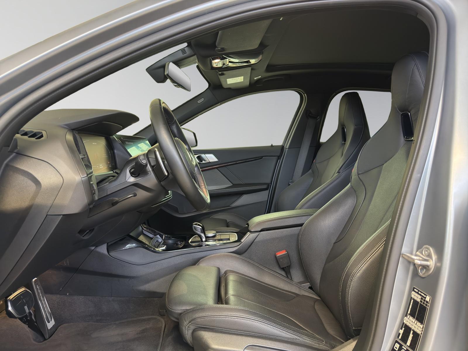 BMW M135i xDrive-image-10