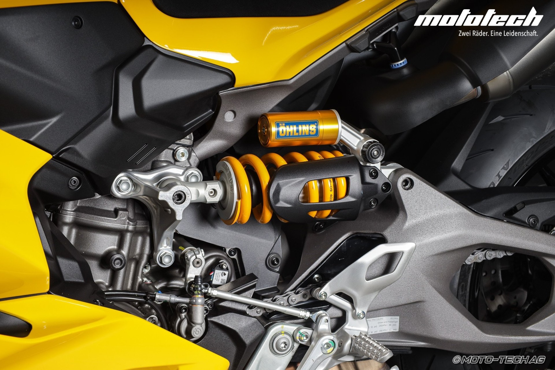 DUCATI Panigale V2 S (35kW) / 4 JAHRE GARANTIE-image-7
