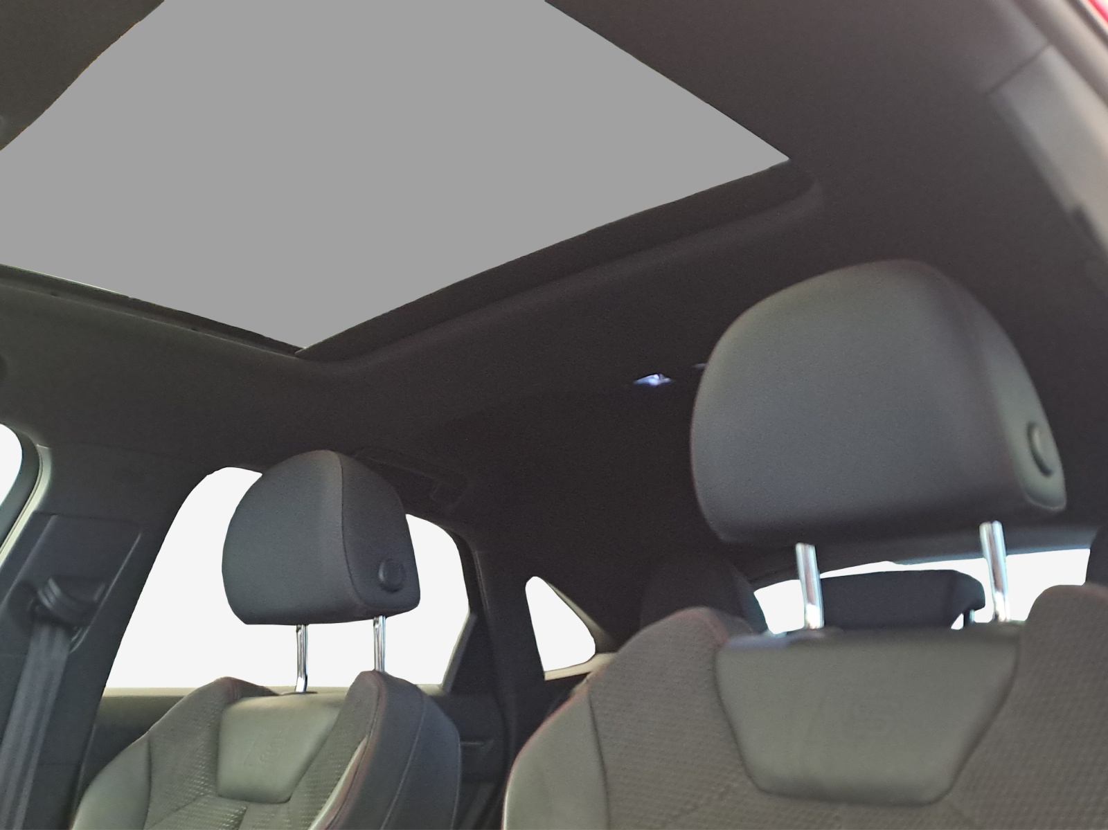 AUDI Q3 Sportback 35 TFSI S line Attraction S-tronic-image-14