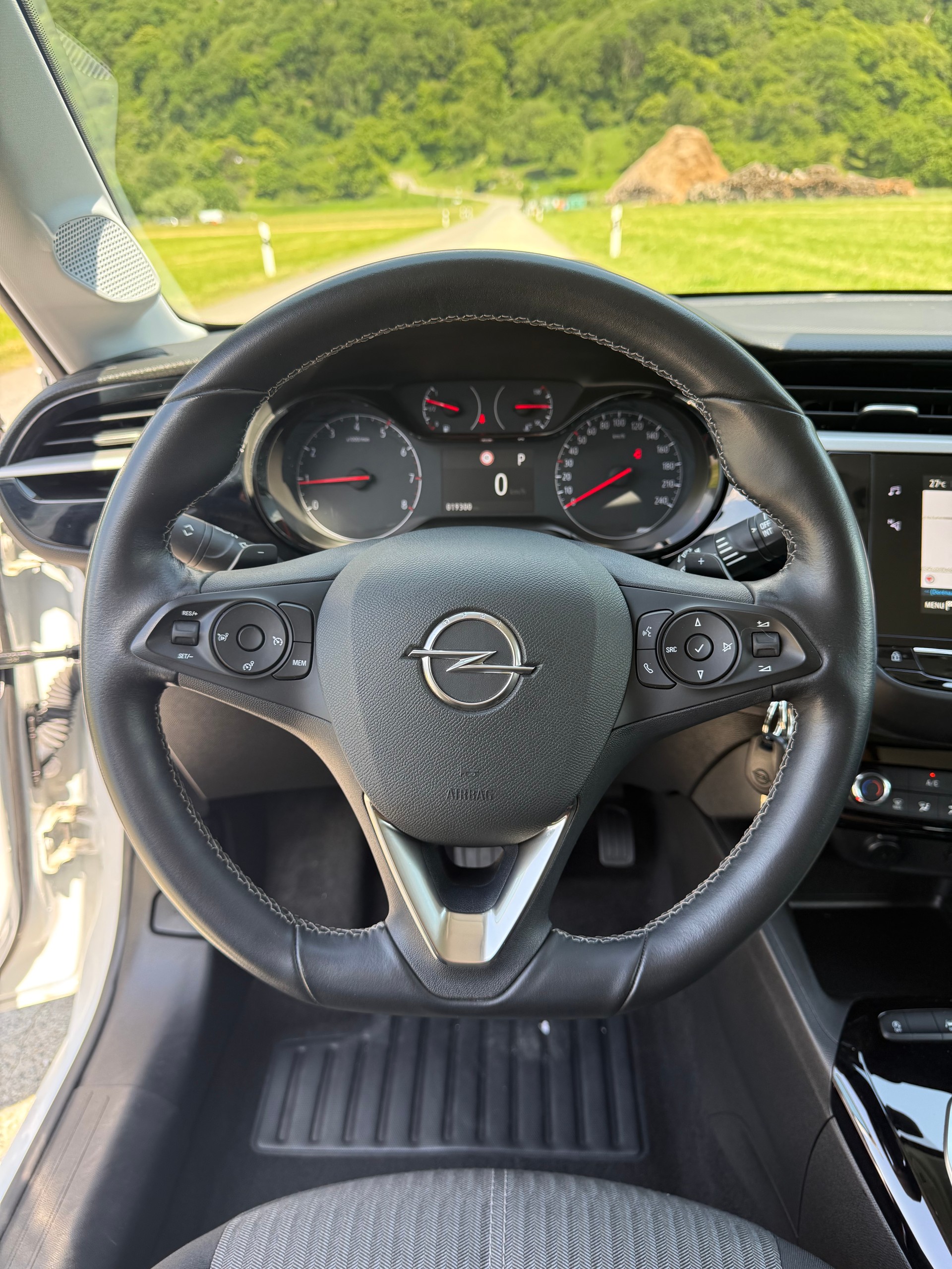 OPEL Corsa 1.2 TP Edition-image-10