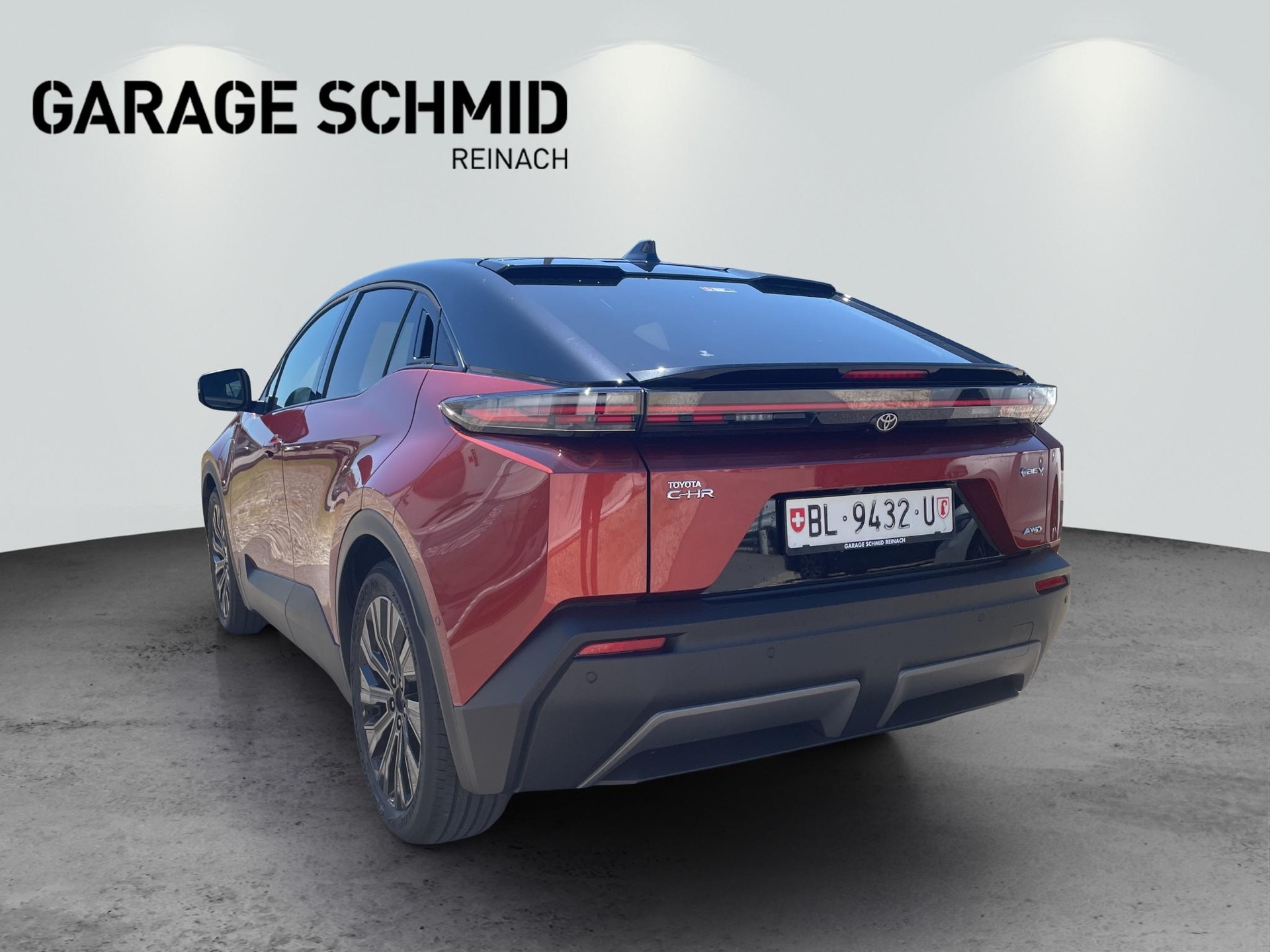 TOYOTA C-HR+ Premium AWD-image-4